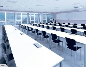 FIL Furniture | Crown FIL Workspace